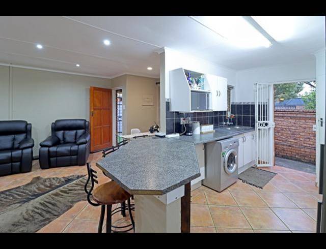 2 BEDROOM HOUSE FOR SALE IN ZWARTKOP